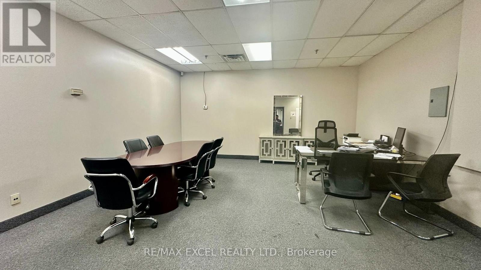 102 - 2425 Eglinton Avenue E Property Photo 4