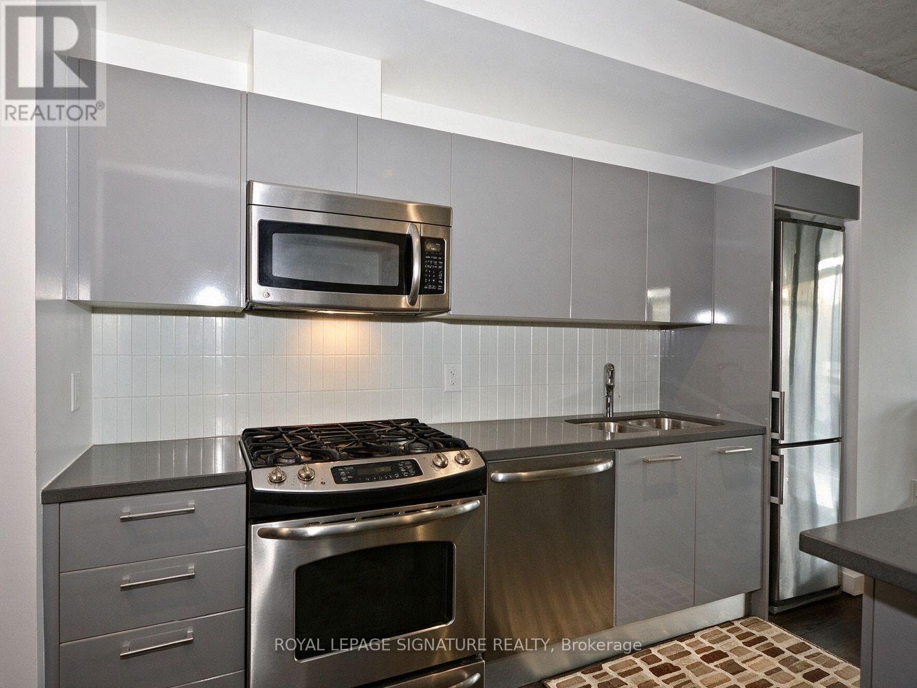 310 - 319 Carlaw Avenue Property Photo 5