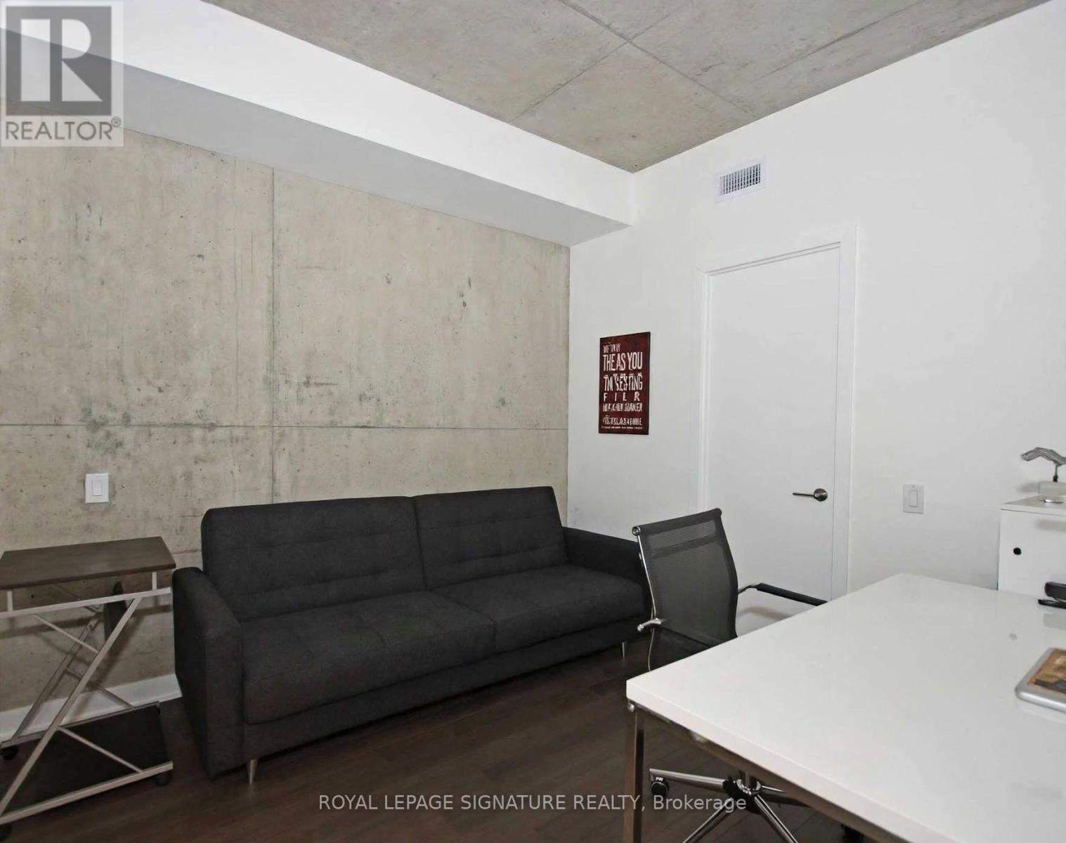 310 - 319 Carlaw Avenue Property Photo 11