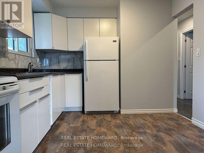 Upper - 511 Harris Court Property Photo 2
