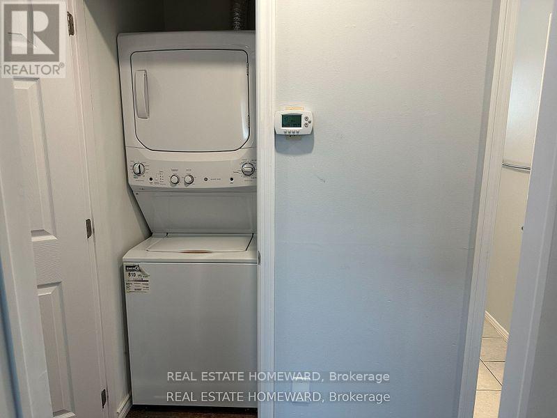Upper - 511 Harris Court Property Photo 6