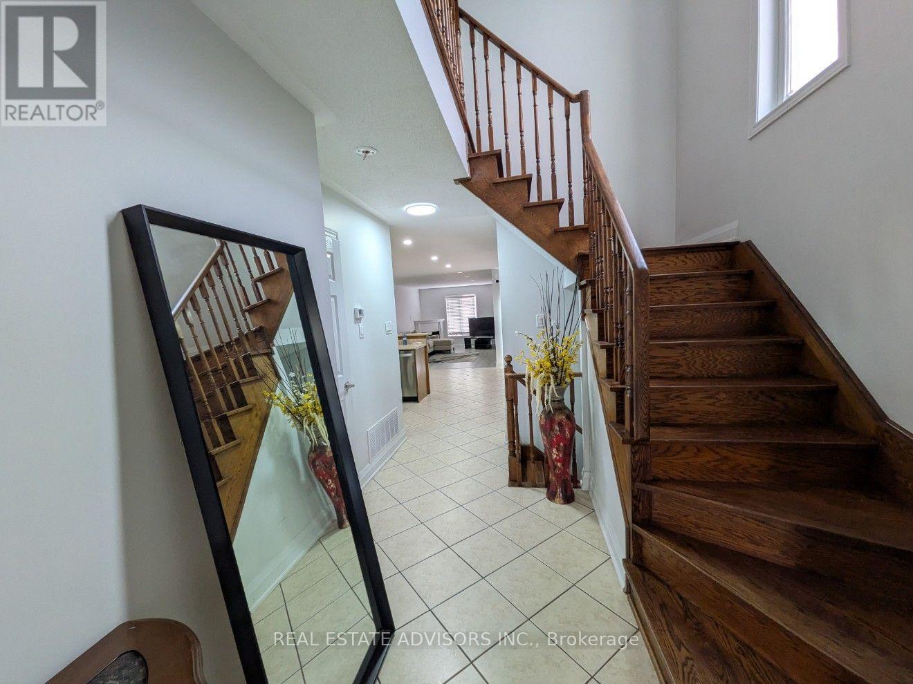 80 Dooley Crescent Property Photo 2
