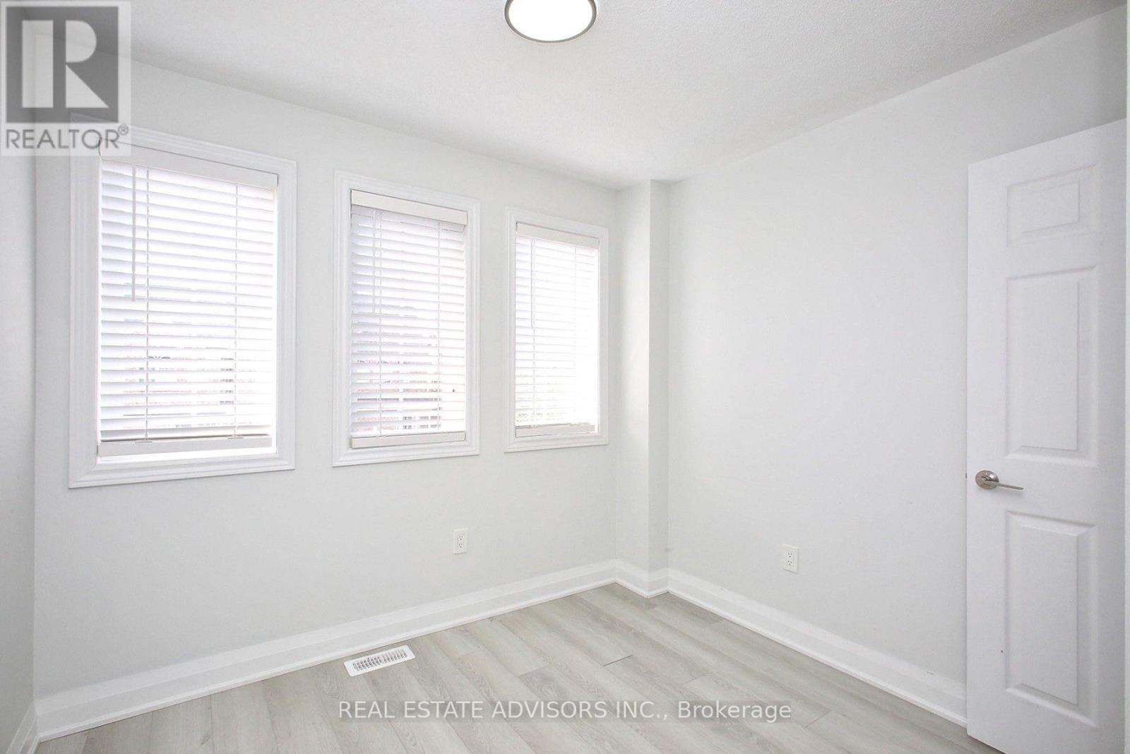 80 Dooley Crescent Property Photo 20