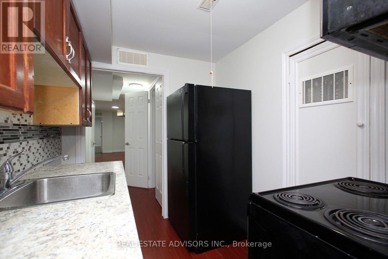 80 Dooley Crescent Property Photo 28