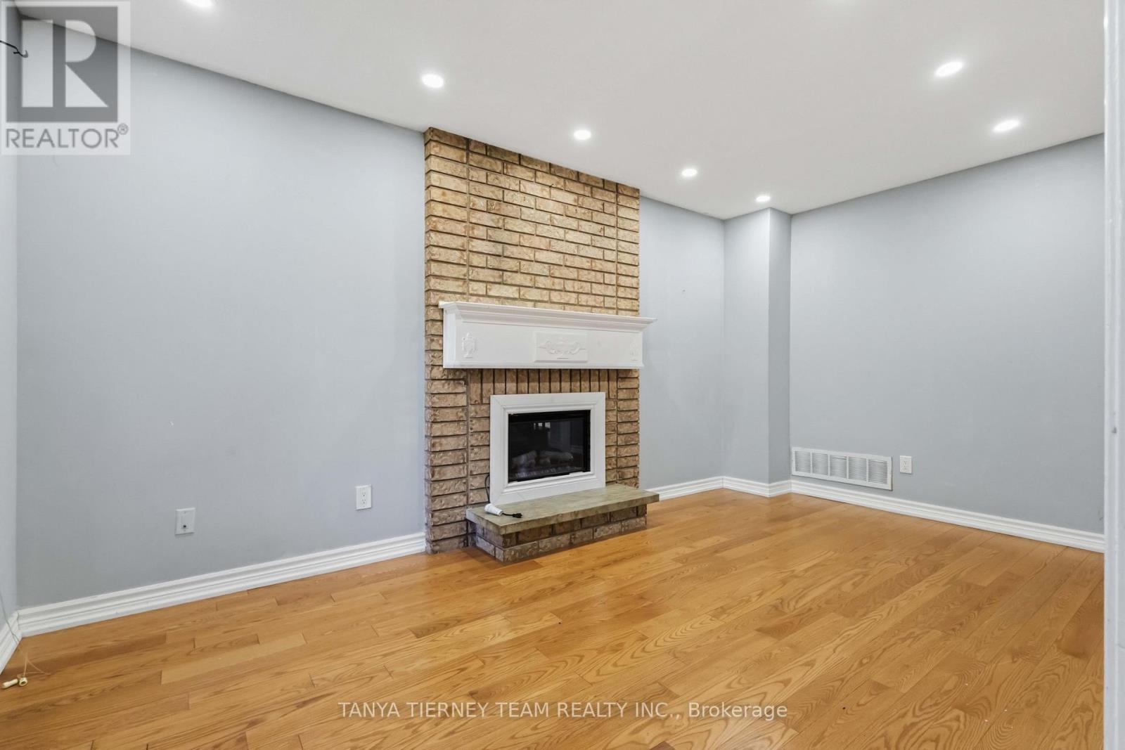 11 Hunter Drive Property Photo 18