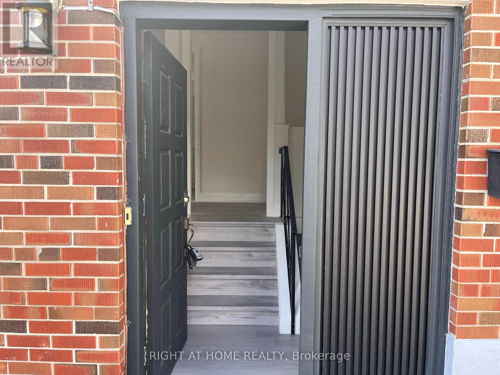 32 Brimorton Drive Property Photo 2
