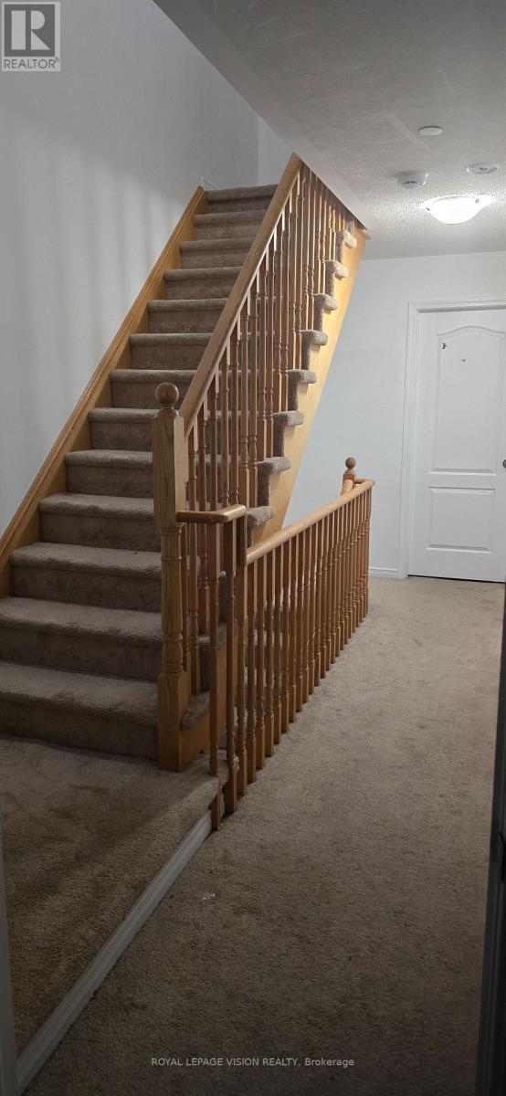 358 - 2392 Chevron Prince Path Property Photo 15