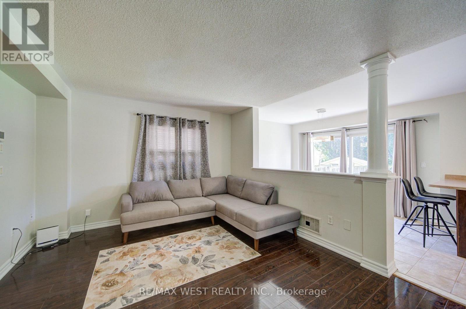 143 Allworth Crescent Property Photo 7