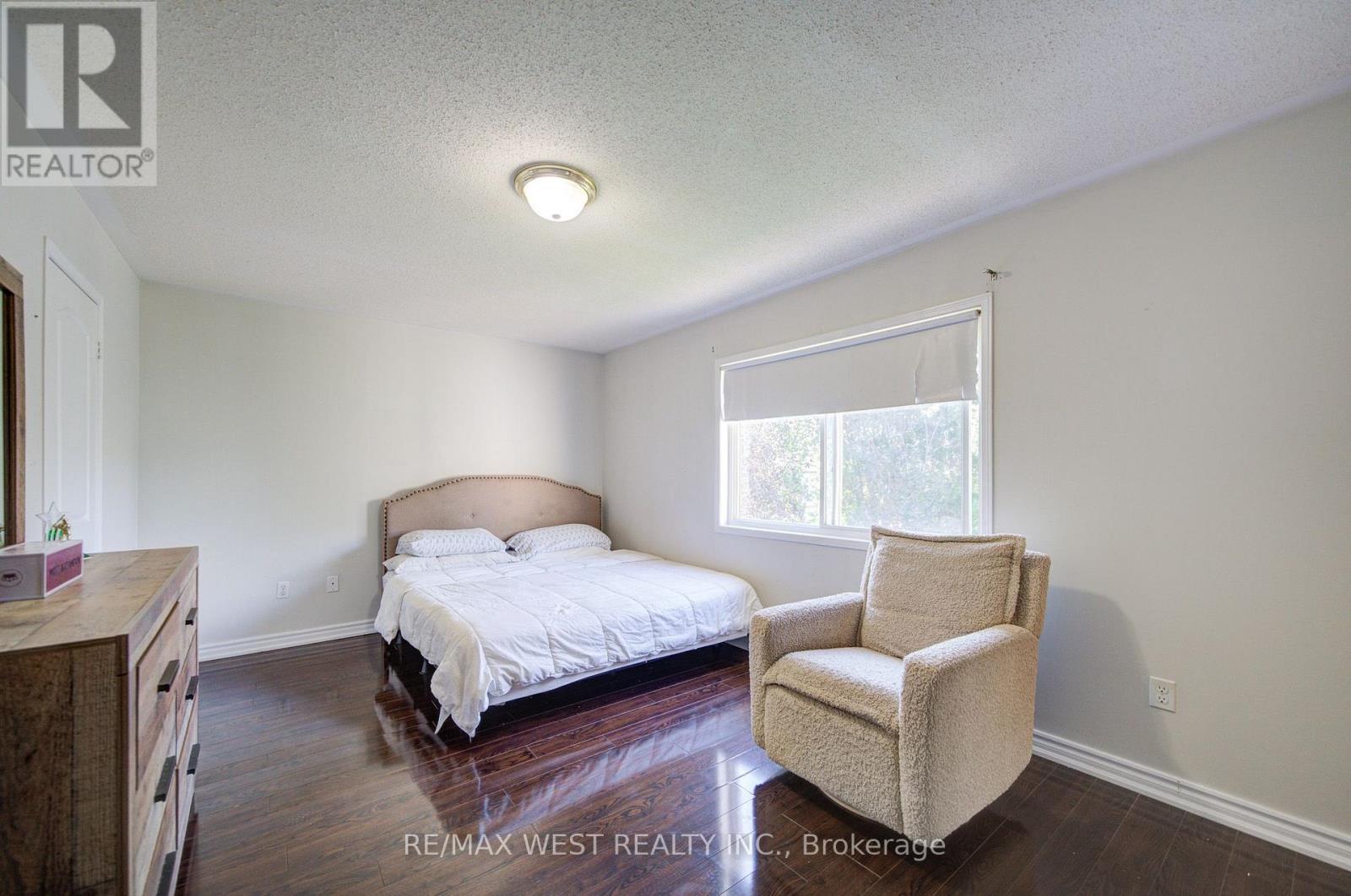 143 Allworth Crescent Property Photo 17
