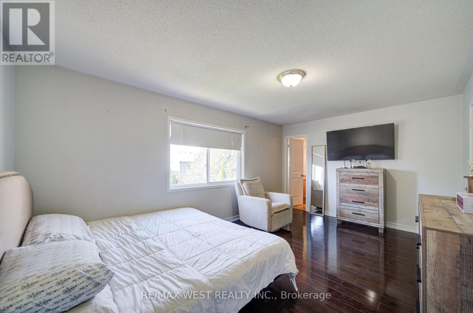 143 Allworth Crescent Property Photo 18