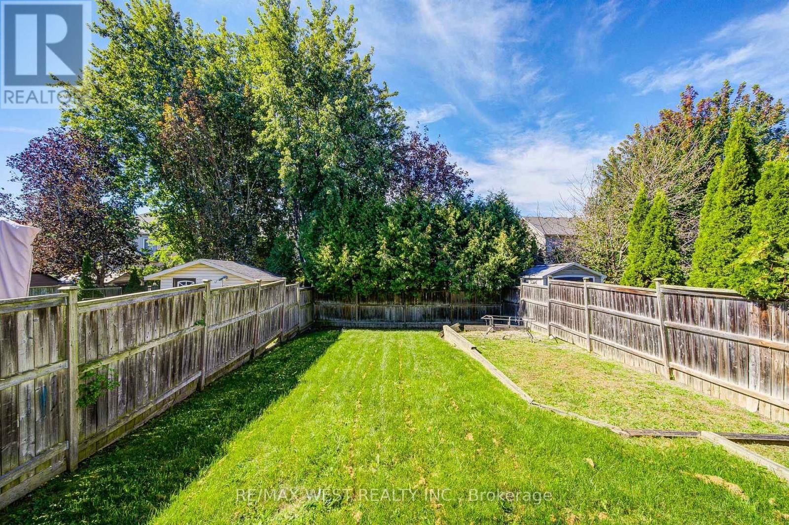 143 Allworth Crescent Property Photo 28