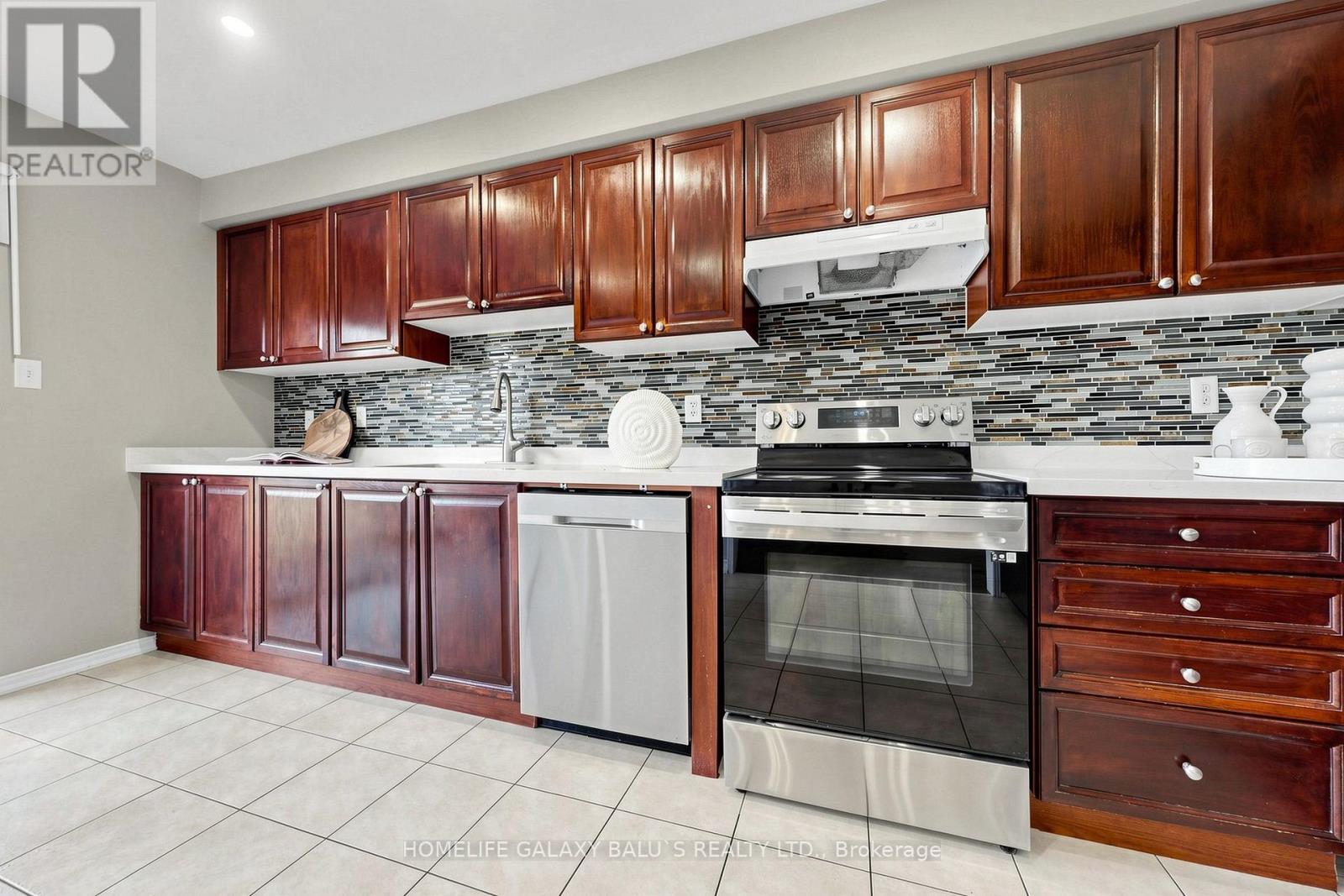 2383 Winlord Place Property Photo 12