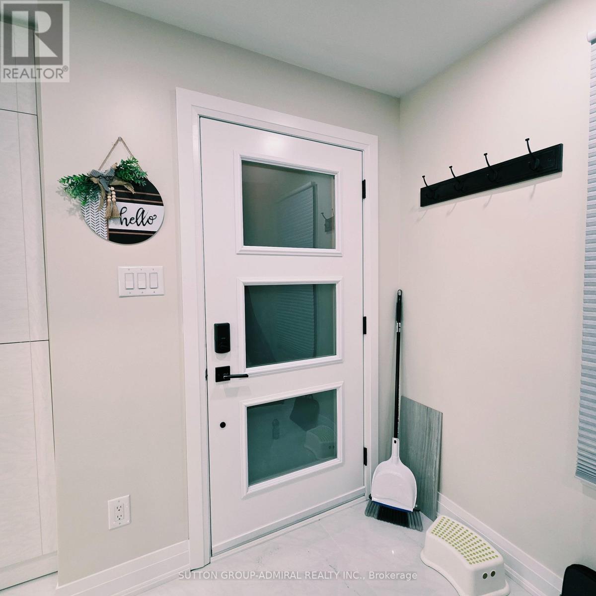 33 Tresher Court Property Photo 2