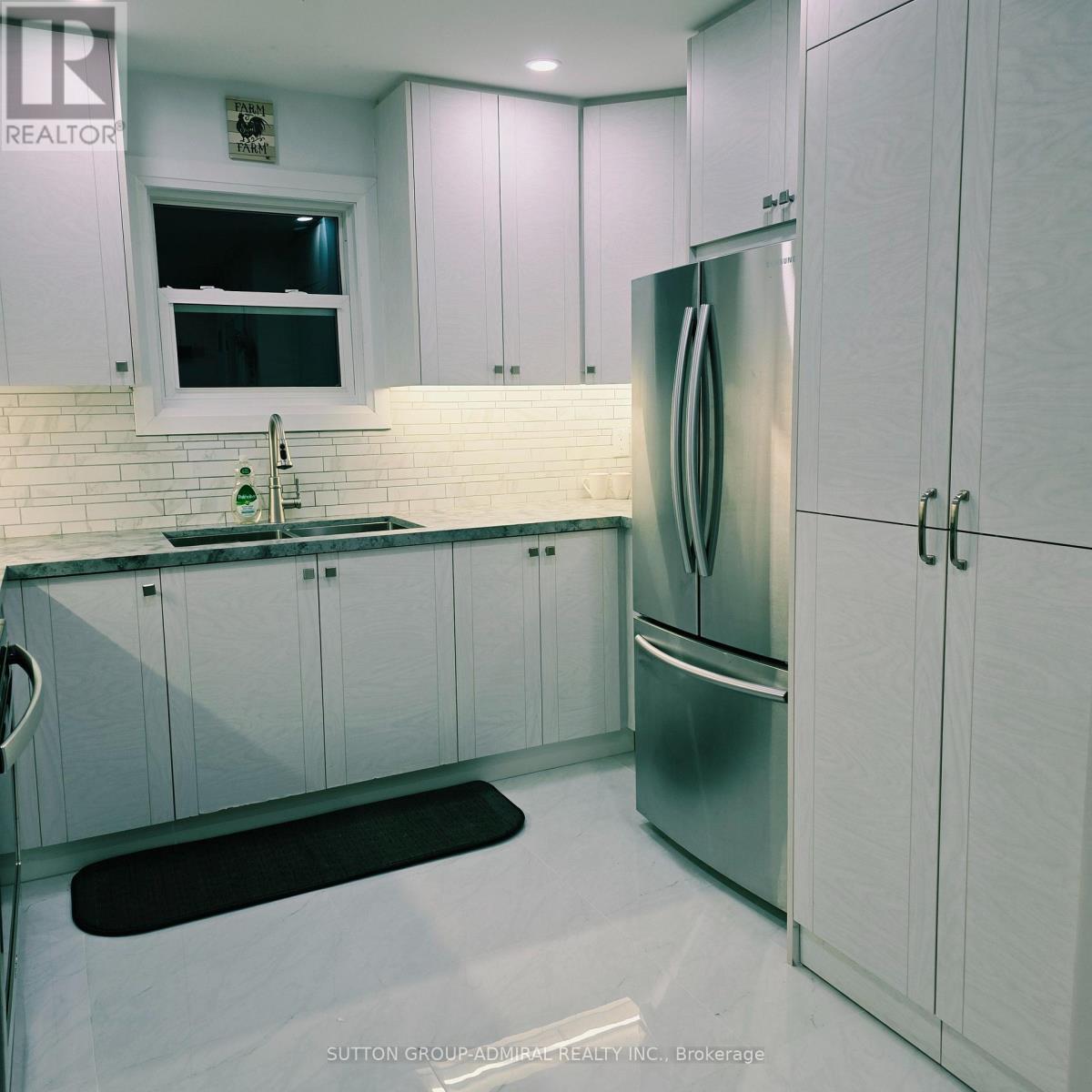33 Tresher Court Property Photo 4