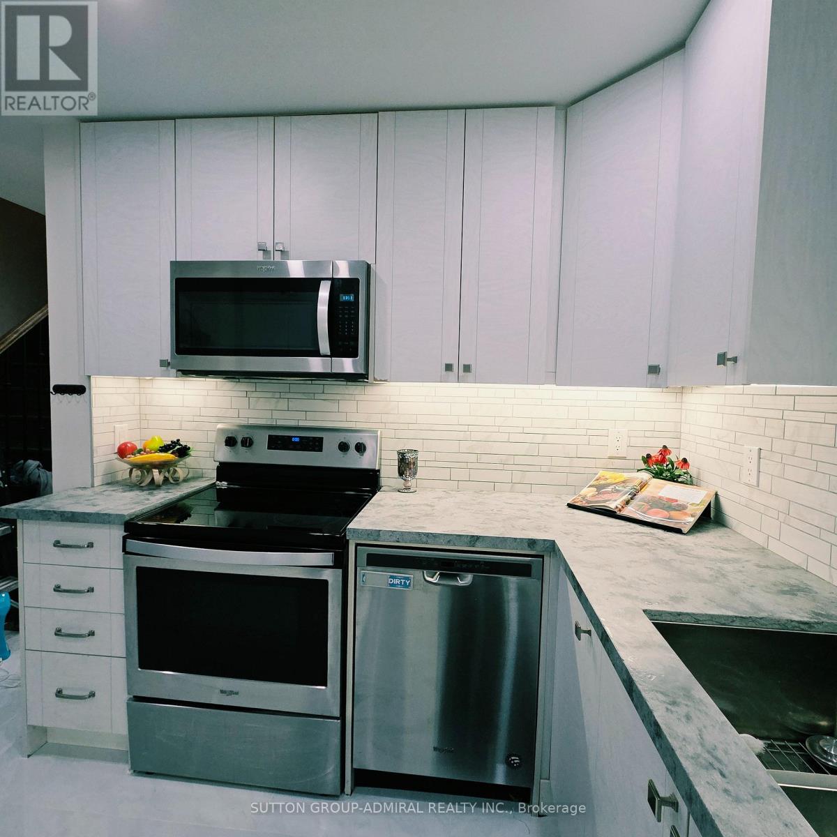 33 Tresher Court Property Photo 6