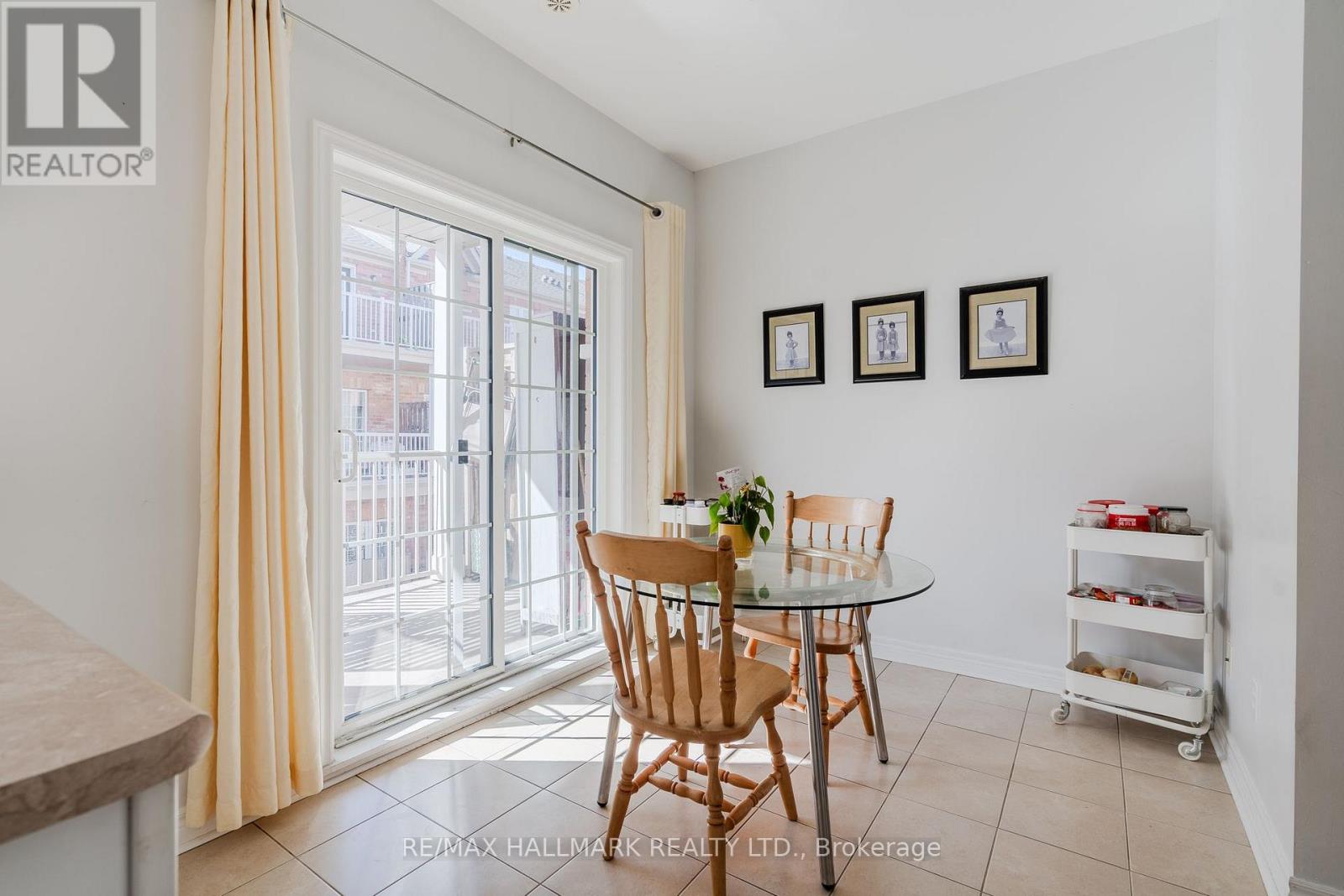 24 Carnahan Terrace Property Photo 6