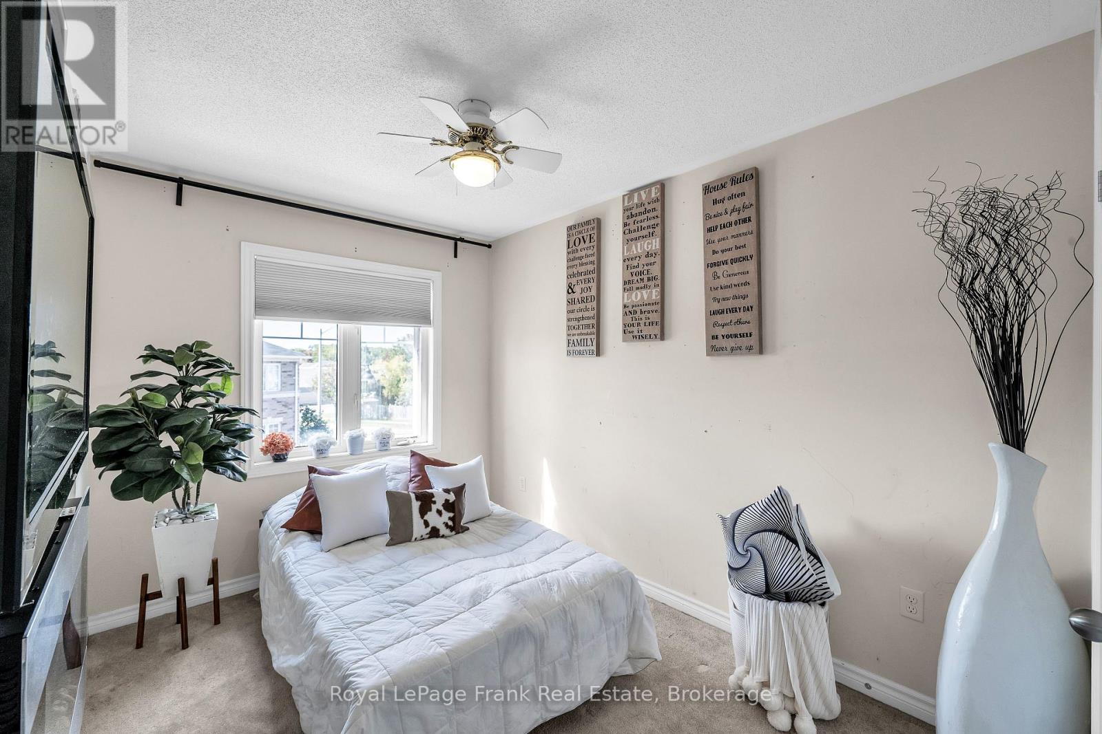 5 Markham Trail Property Photo 19