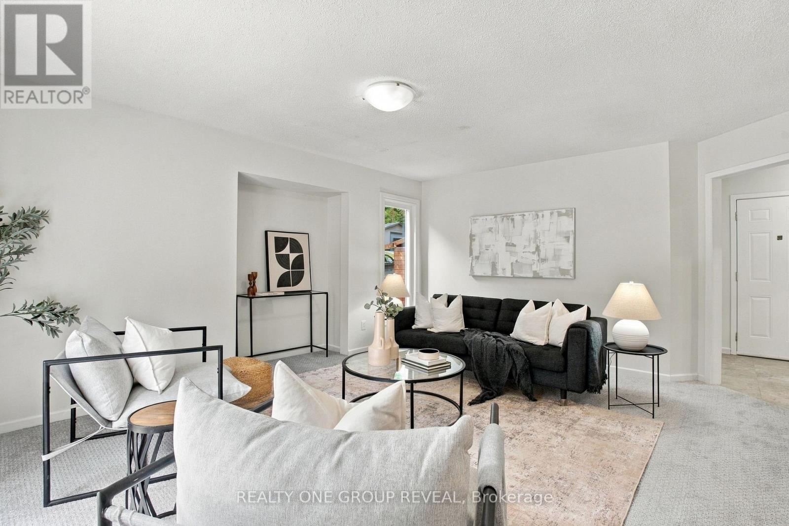 2163 Boundary Road Property Photo 12