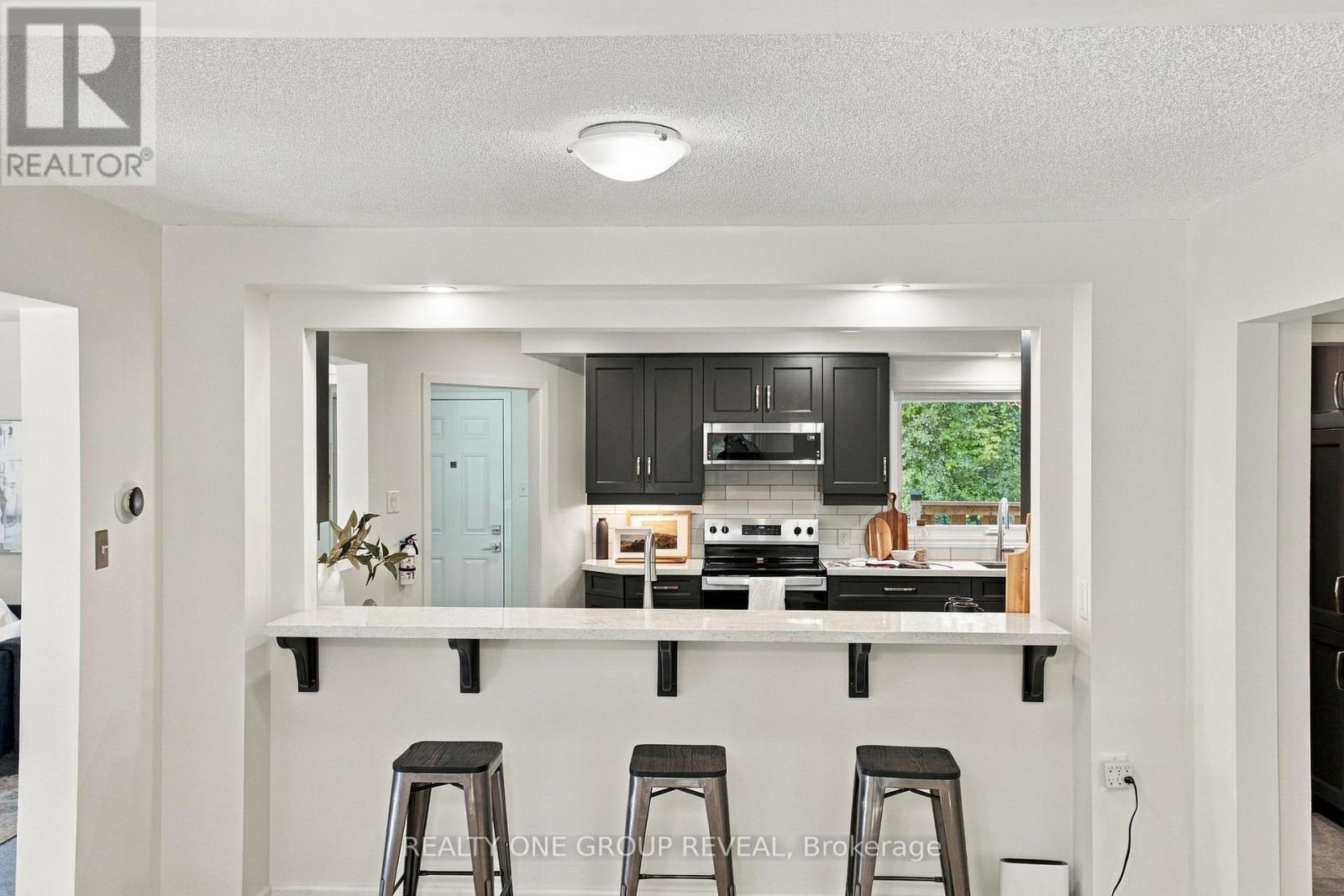 2163 Boundary Road Property Photo 18