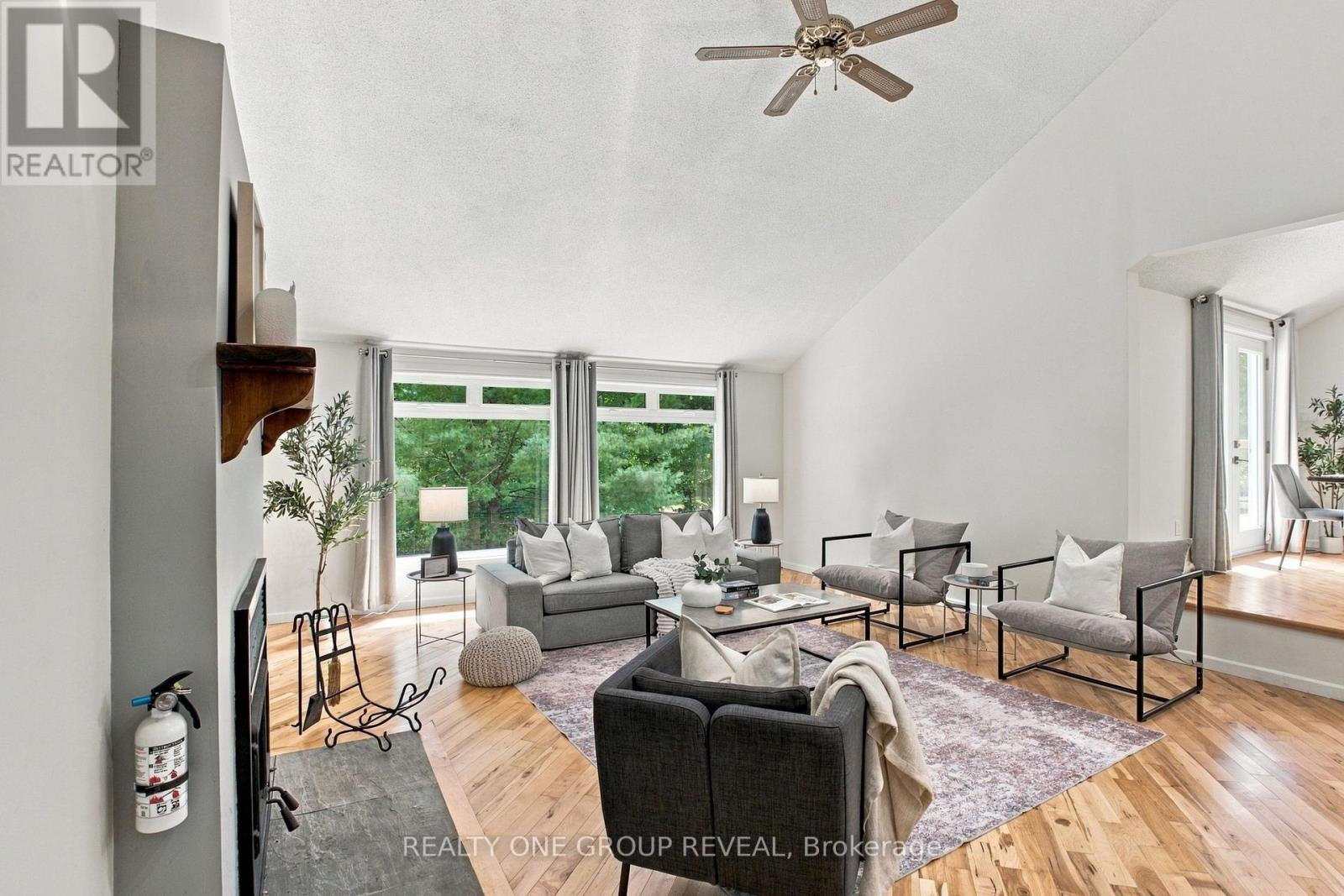 2163 Boundary Road Property Photo 21