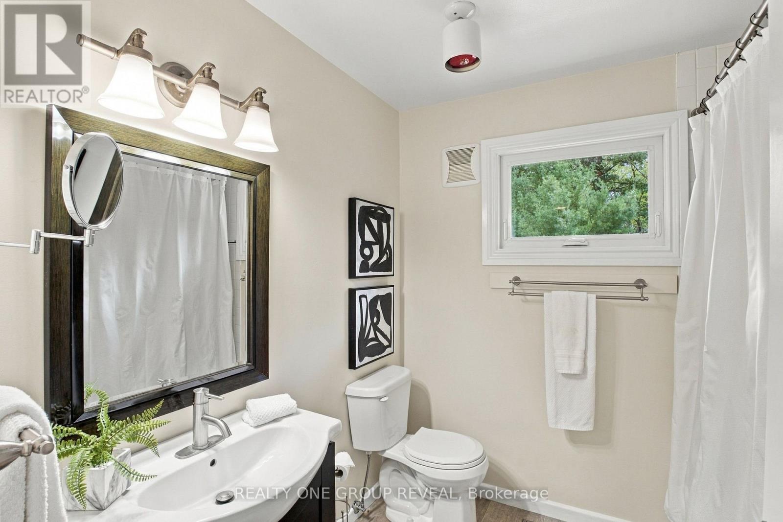2163 Boundary Road Property Photo 26