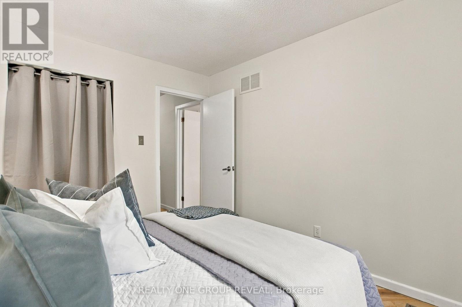 2163 Boundary Road Property Photo 28