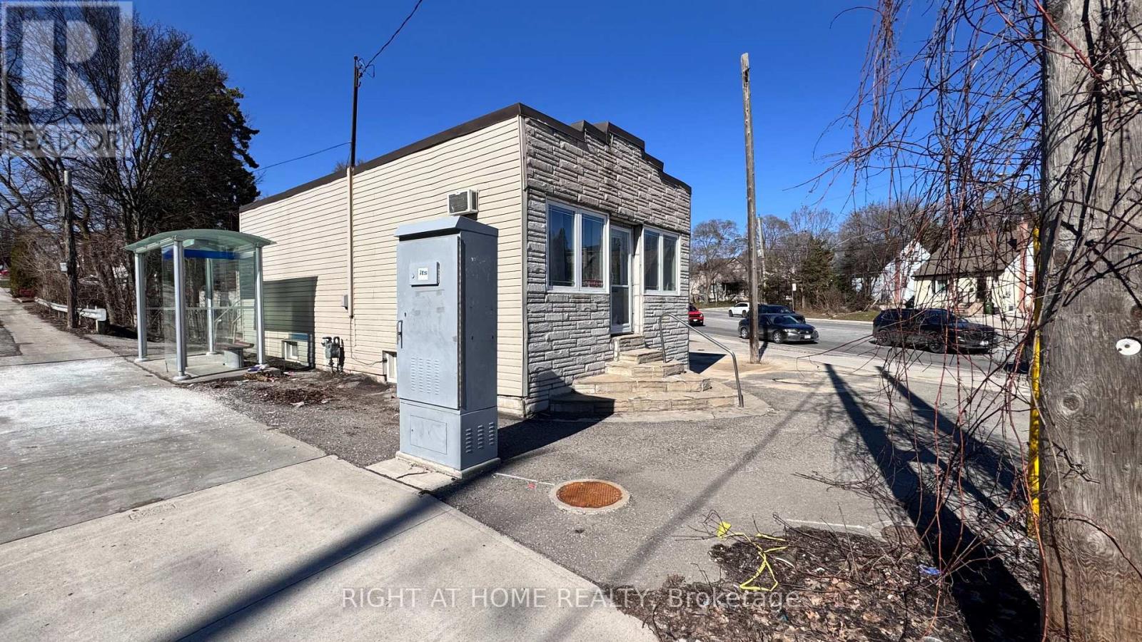 104 Danforth Road Property Photo 2
