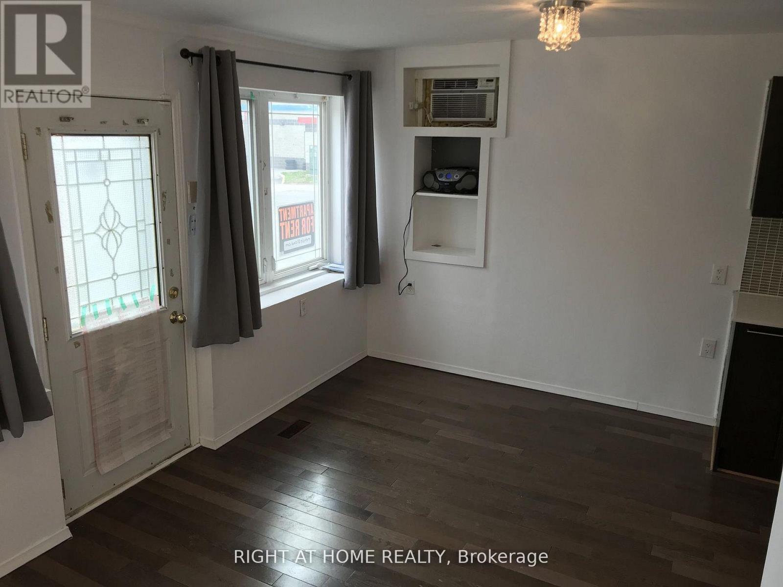 104 Danforth Road Property Photo 6