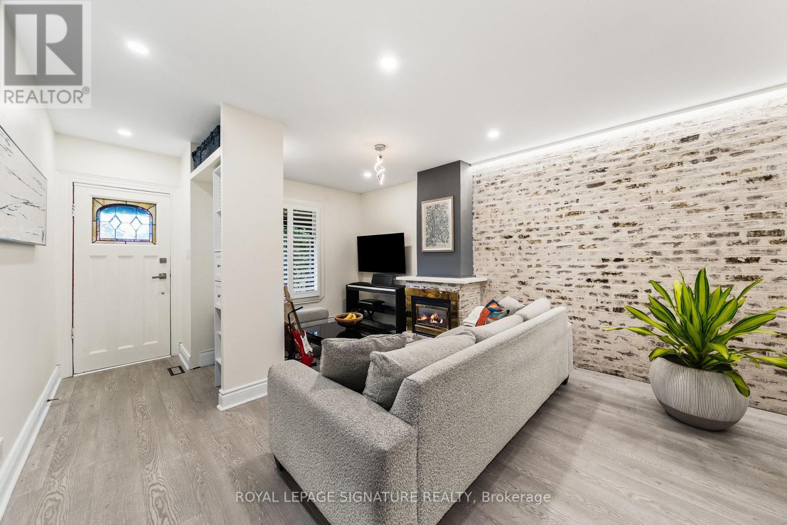 122 Duvernet Avenue Property Photo 11