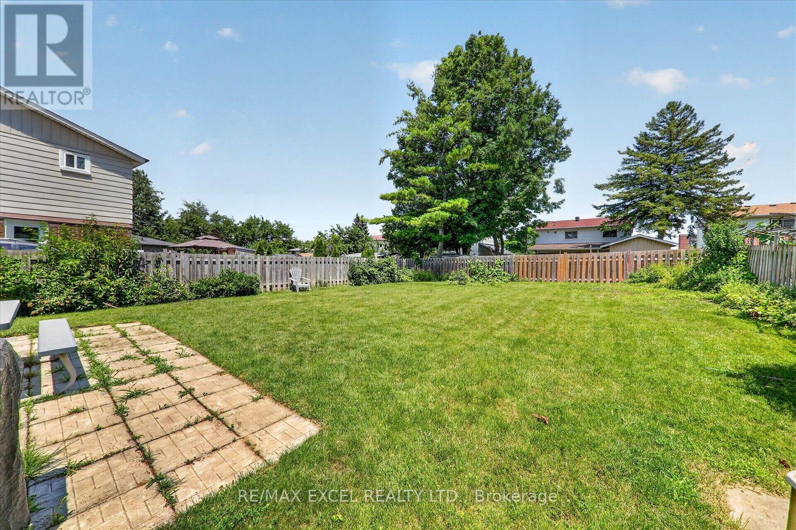 26 Lighthall Crescent Property Photo 1
