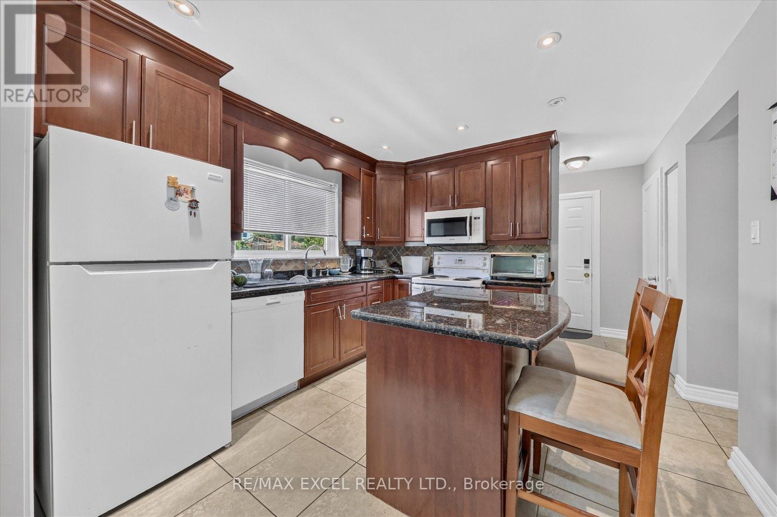 26 Lighthall Crescent Property Photo 6