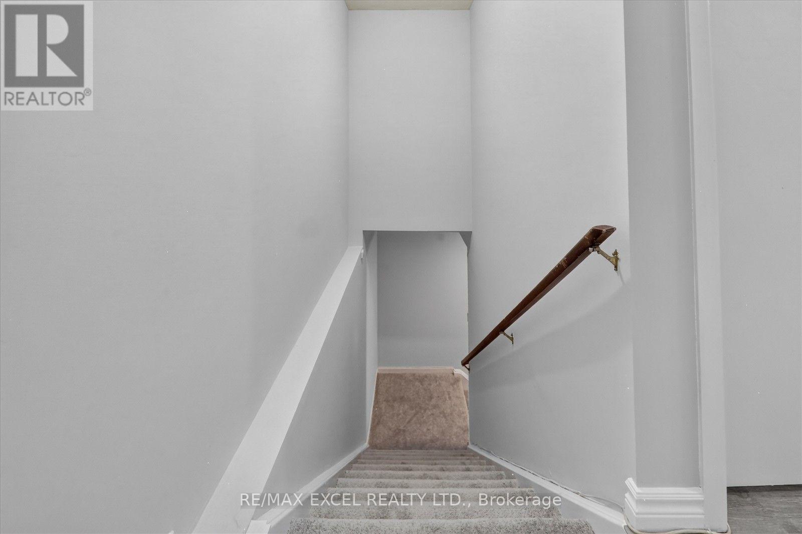 26 Lighthall Crescent Property Photo 11