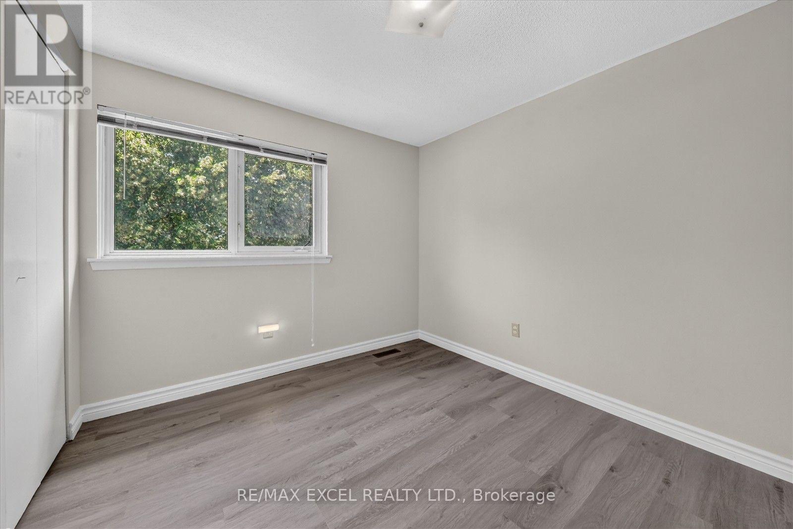 26 Lighthall Crescent Property Photo 13
