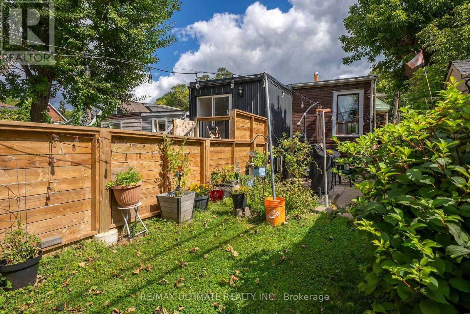 426 Woodfield Road Property Photo 19
