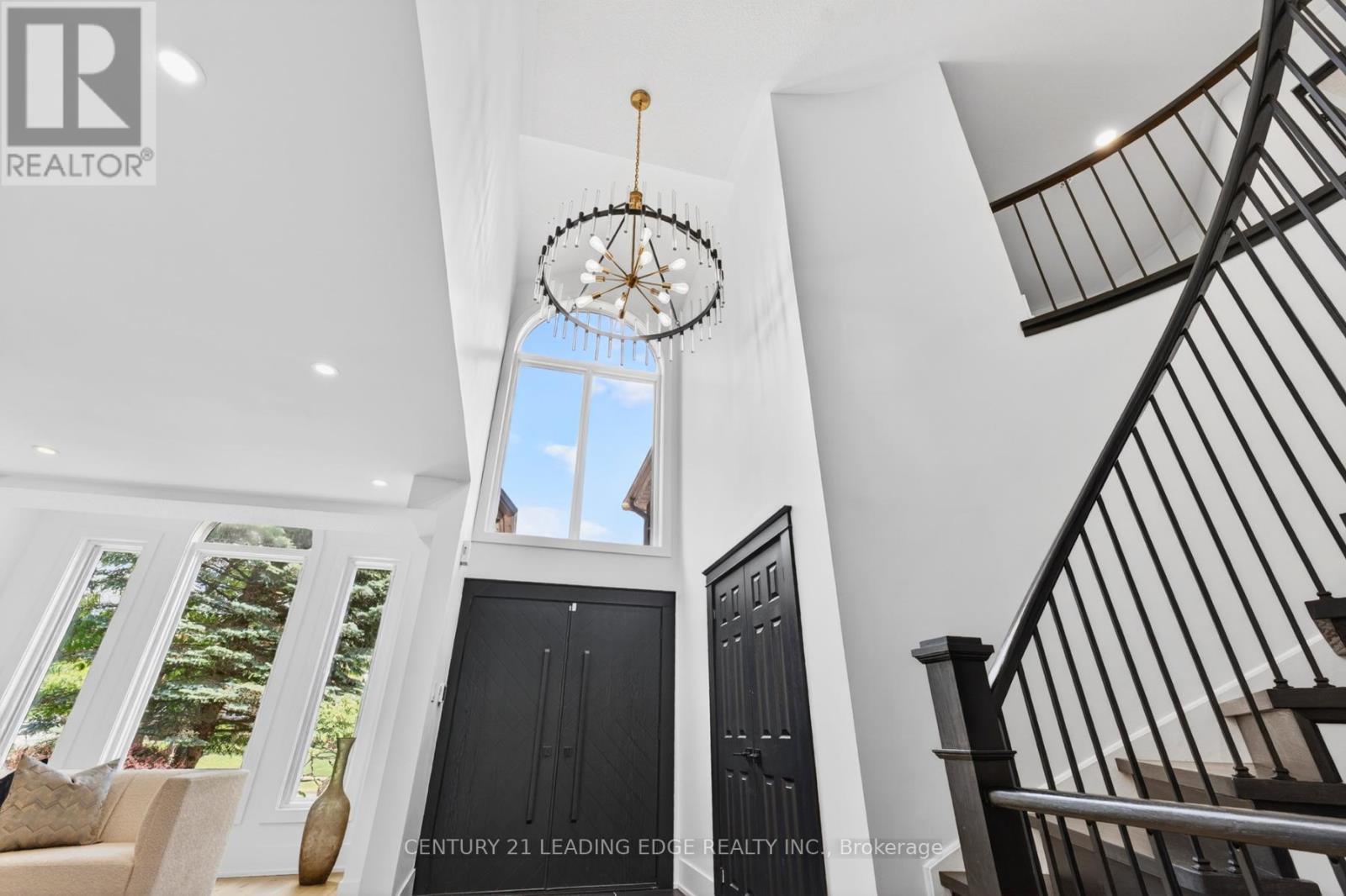 94 Roberson Drive Property Photo 6
