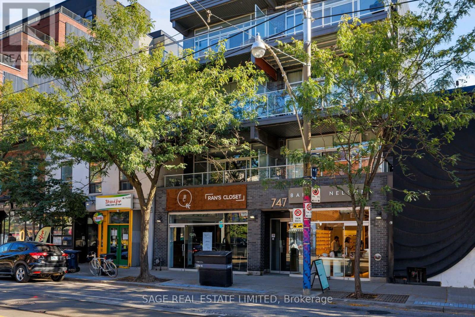 401 - 747 Queen Street E Property Photo 1