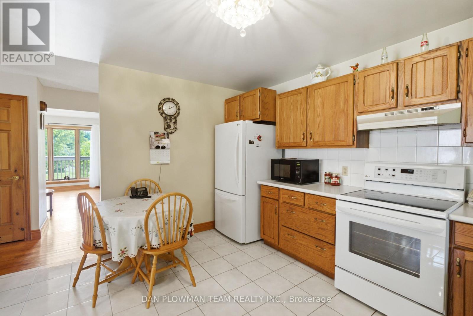 9640 Dagmar Road Property Photo 16