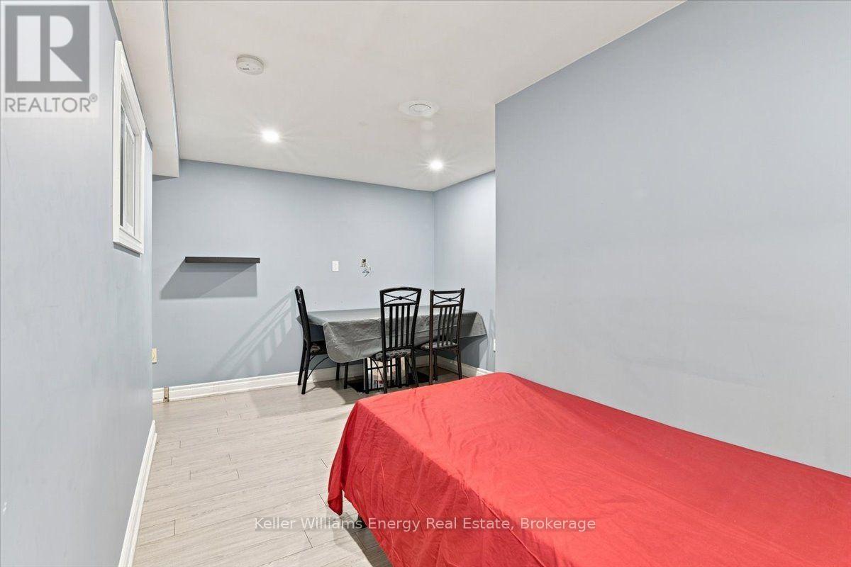 21 Upland Drive Property Photo 4