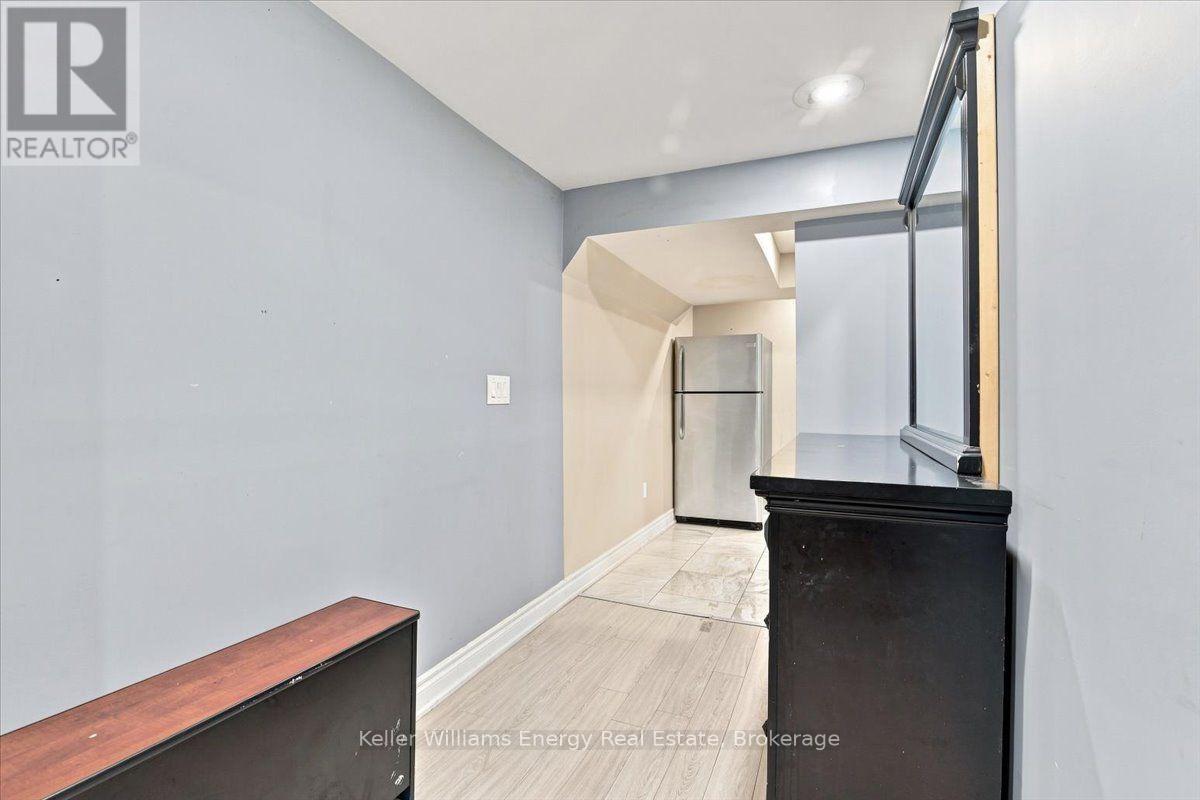 21 Upland Drive Property Photo 6