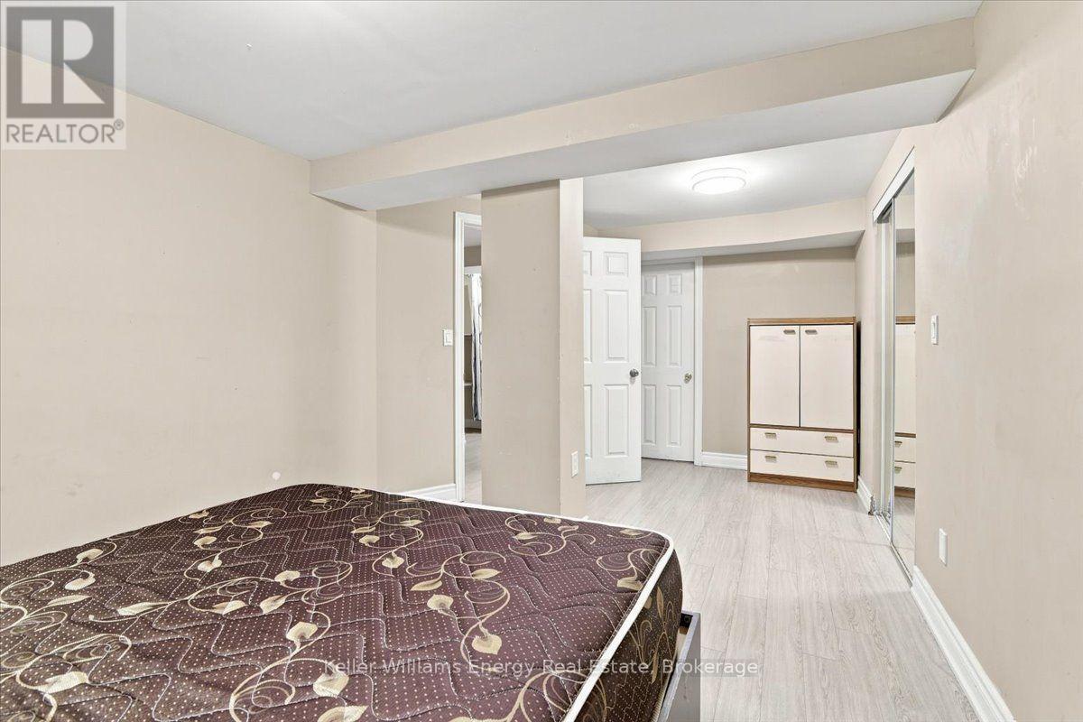 21 Upland Drive Property Photo 10