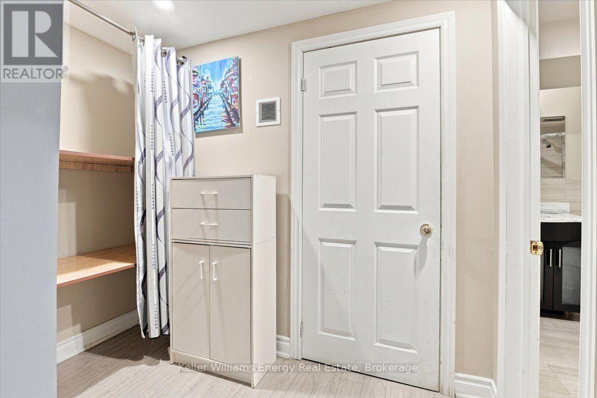 21 Upland Drive Property Photo 14