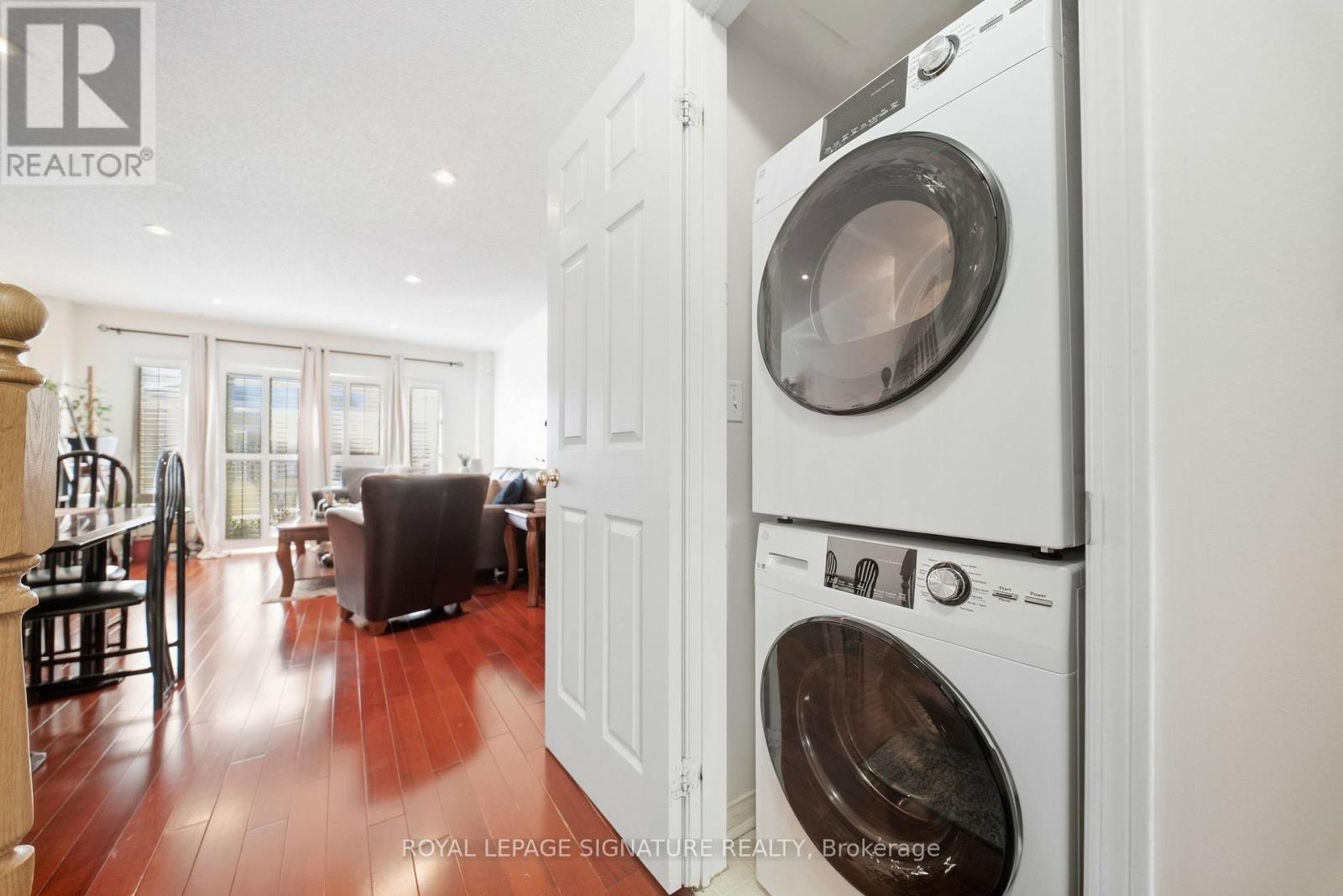 552 - 83 Mondeo Drive Property Photo 12