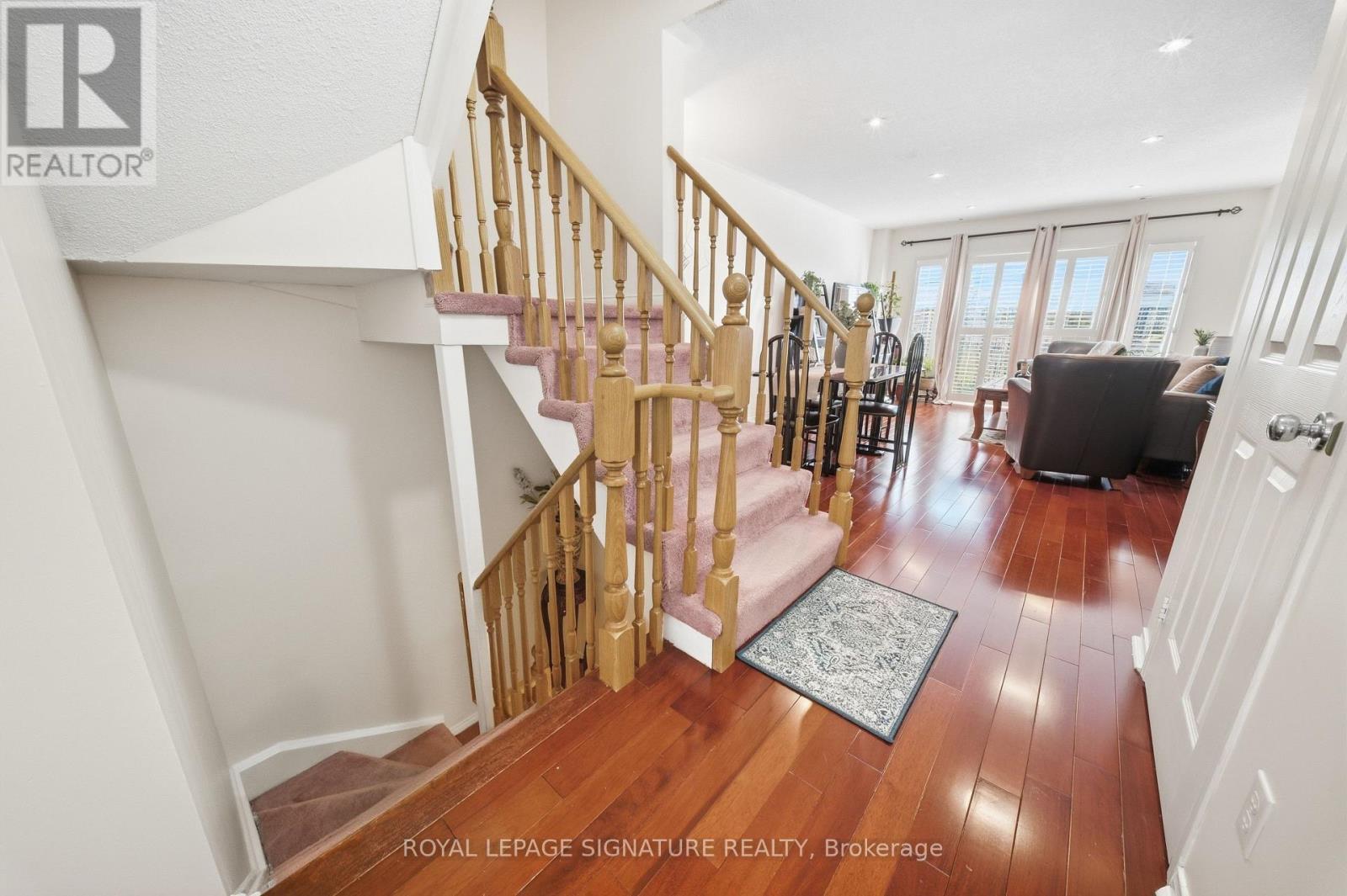 552 - 83 Mondeo Drive Property Photo 22
