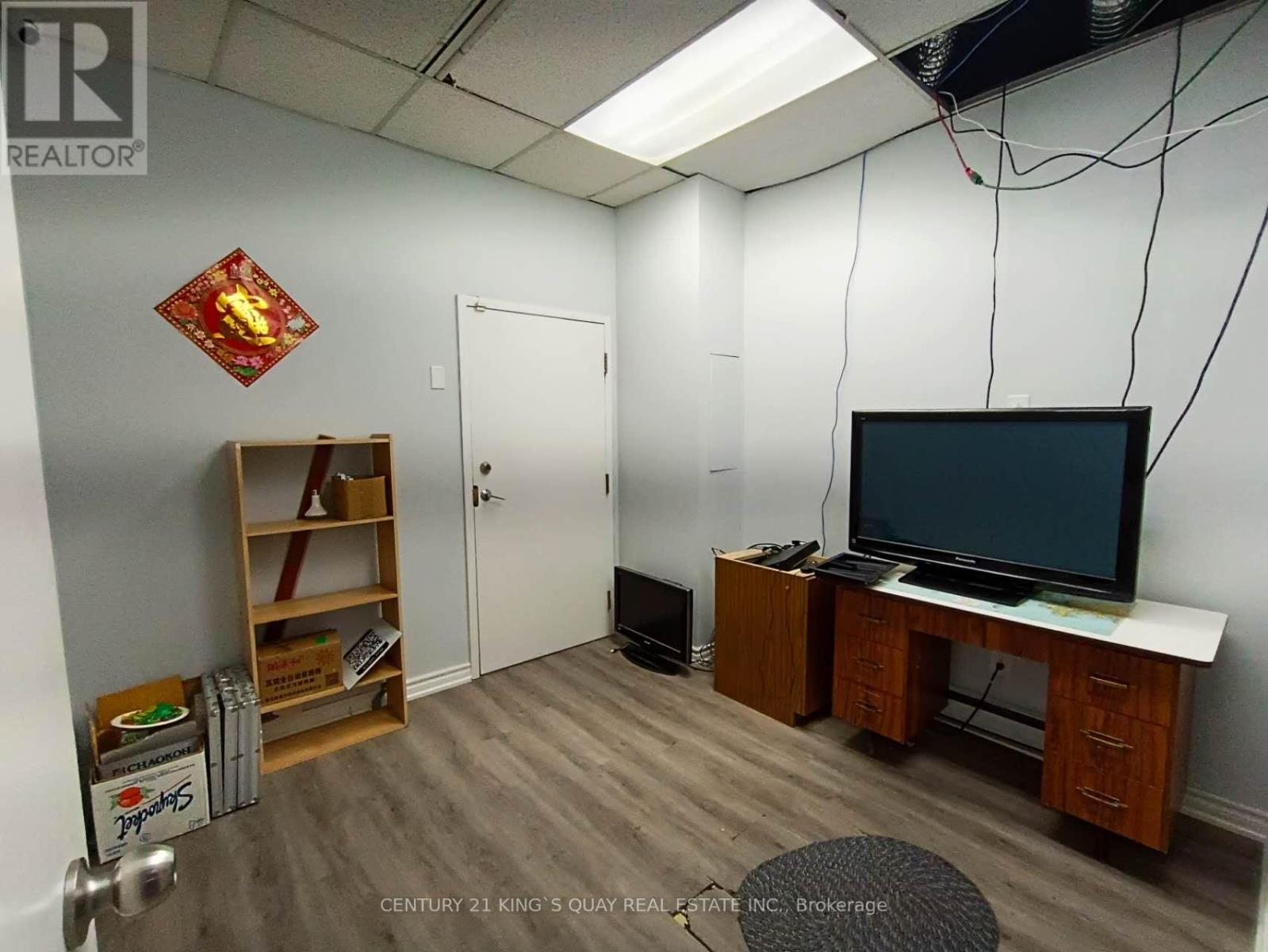 212 - 3459 Sheppard Avenue E Property Photo 5
