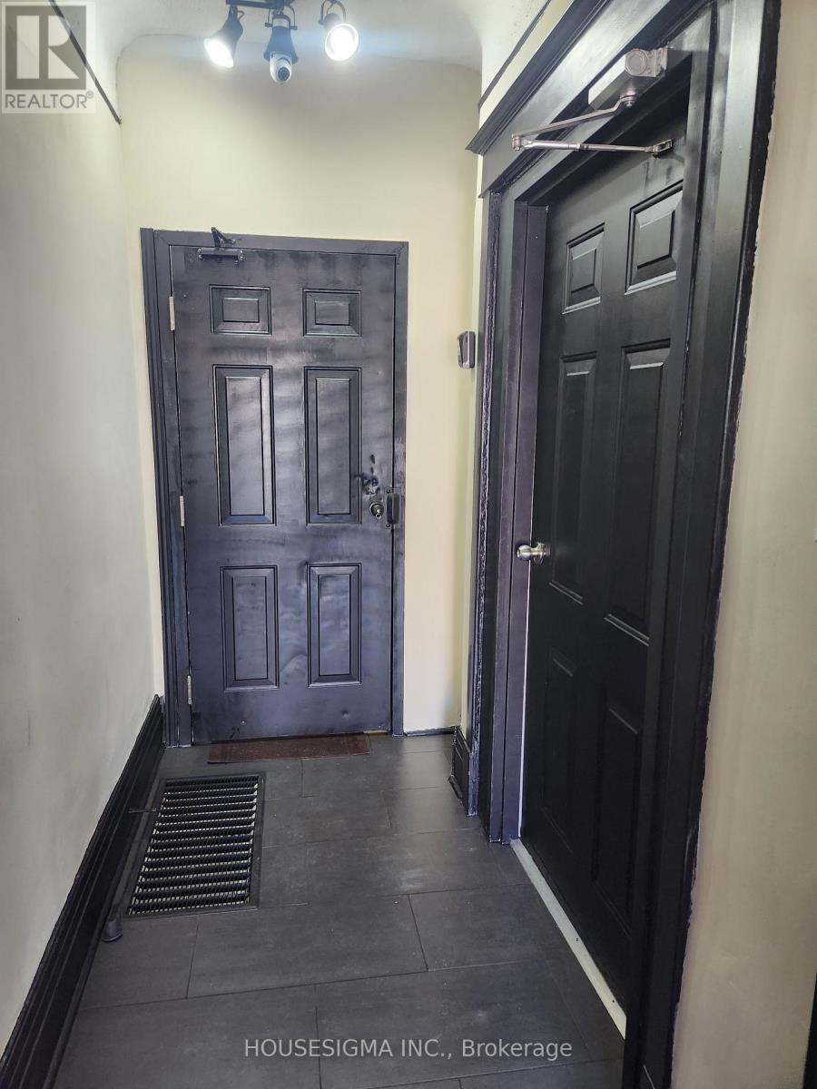 256 Woodbine Avenue Property Photo 3