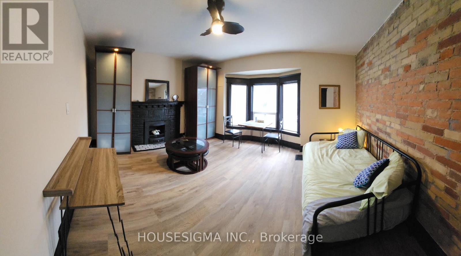 256 Woodbine Avenue Property Photo 6