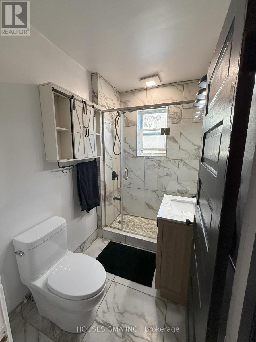 256 Woodbine Avenue Property Photo 8