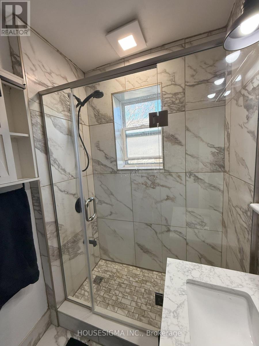 256 Woodbine Avenue Property Photo 10