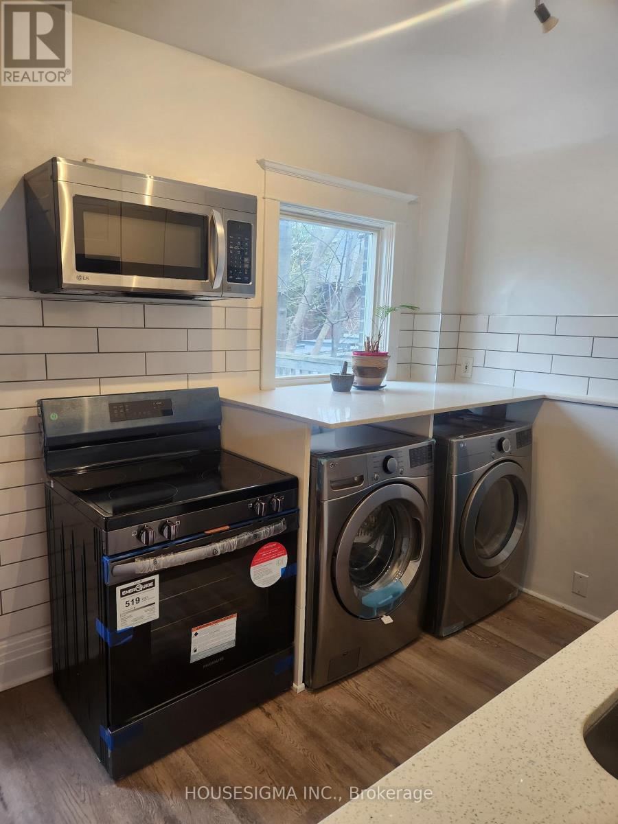 256 Woodbine Avenue Property Photo 17