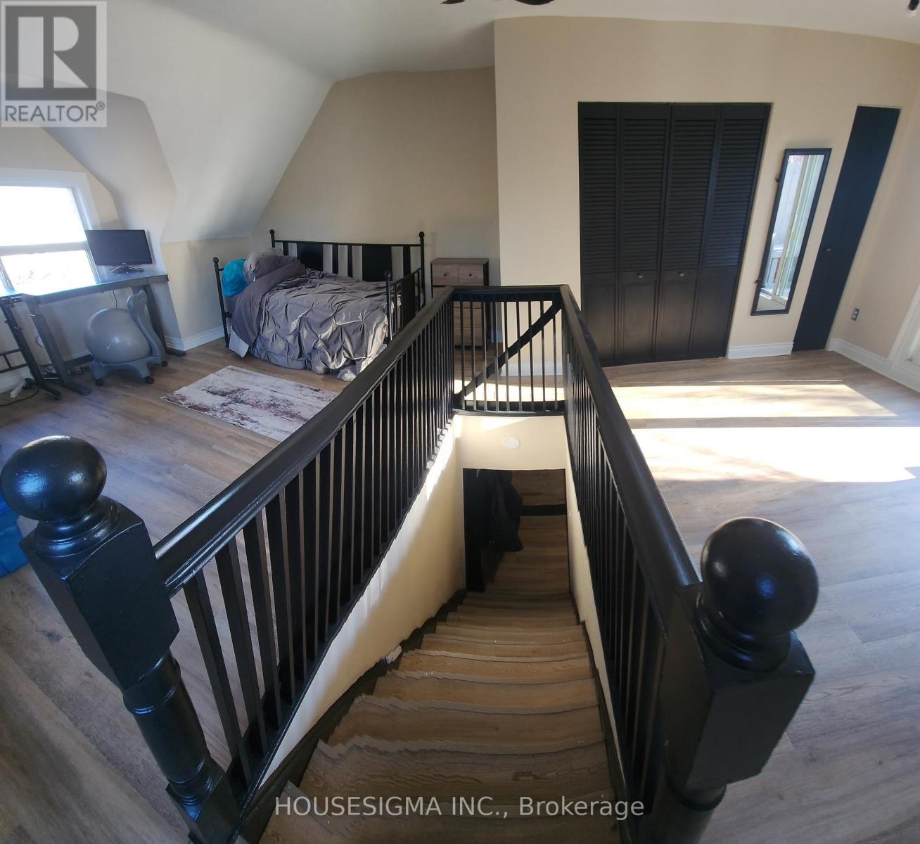 256 Woodbine Avenue Property Photo 21